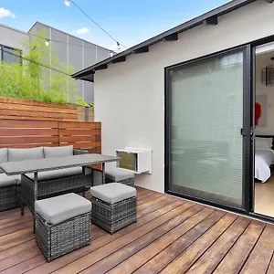 Modern Guest Apartment