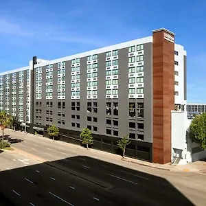 3* 酒店 Hilton Garden Angeles Airport