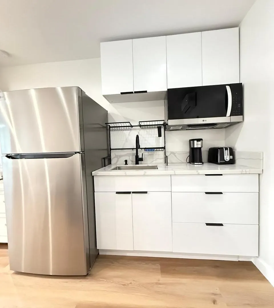 Apartment Modern Studio Stylish &Cozy Right Unit Los Angeles