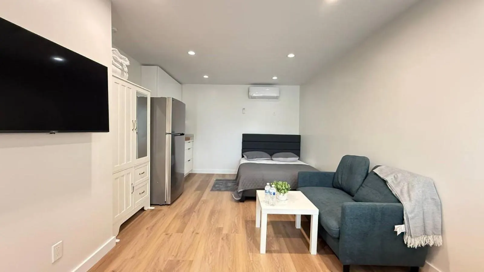 Modern Studio Stylish &Cozy Right Unit Los Angeles United States